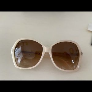 Tom Ford Carola White Excellent sunglasses $99